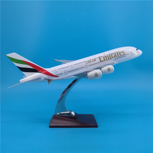 โมเดลเครื่องบินเรซิ่นไดแคสต์ แอร์บัส เอ380 ขนาด 36 ซม. และ โบอิ้ง บี737 ขนาด 40 ซม. พร้อมฐานตั้งโชว์ - Product Image 4