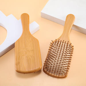 Peine de Bambú para Masaje Capilar con Mango Ovalado Acolchado para el Cuidado del Cuero Cabelludo y Desenredado - Product Image 2