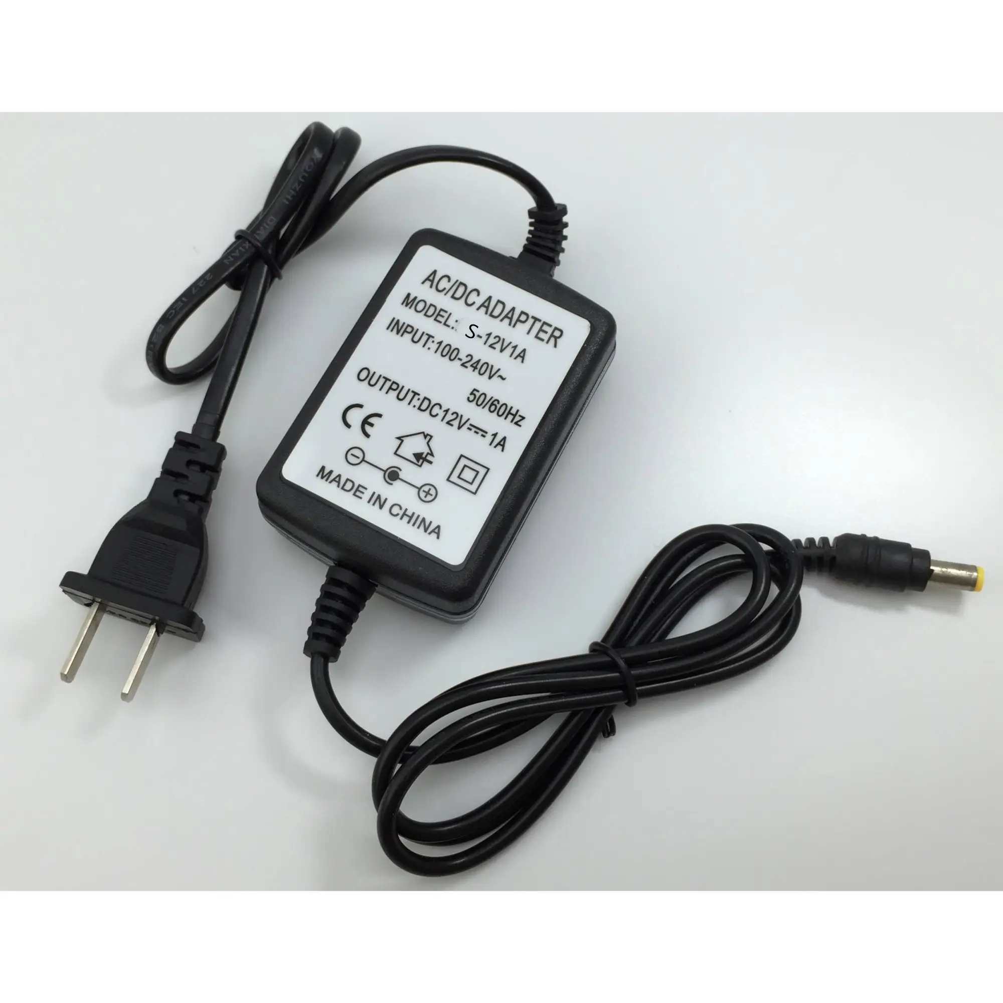 Masaüstü AC 100-240V DC 12V 1A güç kaynağı adaptörü trafo CCTV LED şerit işık