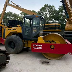 Compacteur d'occasion Dynapac CA30D, CA301D, CA602, CA25D, CA30, CA602, CA301D, Rouleau compresseur routier Dynapac d'occasion 12 tonnes - Product Image 3