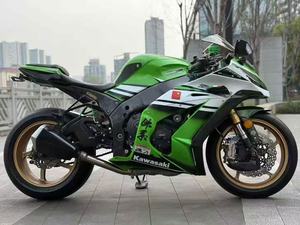 Motocicleta Deportiva <span class=keywords><strong>Kawasaki</strong></span> Ninja <span class=keywords><strong>ZX10R</strong></span> de 1000cc, 4 Cilindros, Refrigerada por Agua, con Alta Potencia y Manejo Estable - Product Image 6