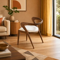 Chaise de salle à manger moderne MULIGNA en cuir et bois massif de chêne pour table à manger
