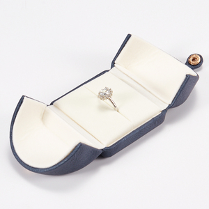 Màu Xanh Đậm Đôi Mở Da Sang Trọng Tùy Chỉnh Đính Hộp Nhẫn Trang Sức Bao Bì Cho Tổ Chức Đồ Trang Sức - Product Image 1