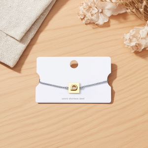 Bracciale Angelina in Acciaio Inossidabile con Lettera D Placcata Oro, Gioiello Unisex da Regalo - Product Image 2