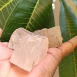 Pierres brutes de calcite rose naturelle en gros, pierres précieuses brutes pour la décoration intérieure et la fabrication de bijoux - Product Image 2