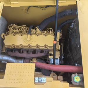 Excavatrice Caterpillar 320 d'occasion, moteur Cat, classe 20 tonnes, godet de 0,9 m³, bien entretenue, faible nombre d'heures, pour divers projets - Product Image 6