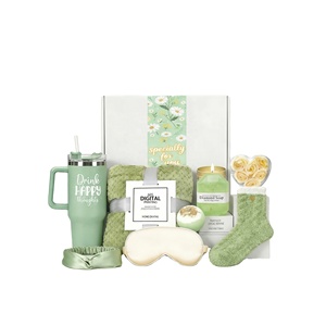 Lujoso Set de Regalo Verde para el Cuidado Personal para Mujeres, Caja de Spa Relajante con Vaso de 40oz, Regalos de Cumpleaños para Mamá, Amiga, Hermana - Product Image 2