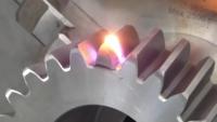 Máquina de Endurecimiento y Templado Láser Automática CNC con Brazo Robótico para Mejorar la Dureza de Moldes Metálicos de Acero