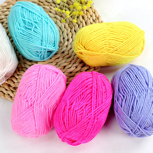 ไหมอะคริลิกผสมแบบม้วน ขายส่ง ขนาดกลาง หนาปานกลาง สำหรับถักมือ DIY โครเชต์ ไหมสำหรับเด็ก ทำรองเท้าแตะ เบาะรองนั่ง ตุ๊กตา - Product Image 1
