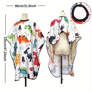 Mantella da Parrucchiere Universale DINSHINE J-06 con Motivo Dinosauro per Bambini, in Poliestere, per Uso Professionale e Domestico - Product Image 2