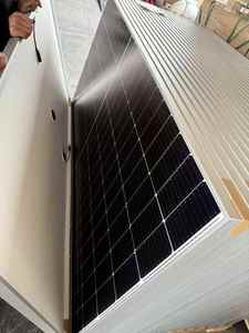 Paneles Solares Monocristalinos Topcon Tier 1 de 550W/700W, Marco Negro de 182mm, Doble Vidrio, Módulo Fotovoltaico de 700W, Sistema de Techo BIPV, Solar de 550W/700W - Product Image 1