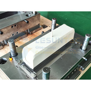 Molde de Inyección Personalizado Profesional para Fabricantes de Piezas de ABS para Muebles de Exterior, Molde para el Cuerpo Principal de Cajas de Almacenamiento - Product Image 3