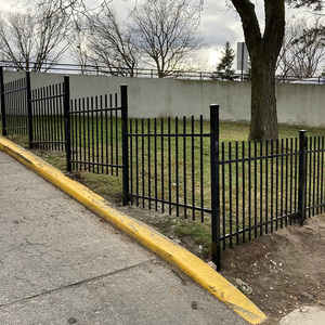 Clôture de haute qualité avec bandes photoluminescentes pour une sécurité nocturne - Product Image 5