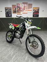 Motocicleta de Carreras Huayang T2 de Alto Rendimiento, 250cc, Usada, 150km/h