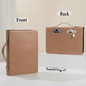 Housse de transport zippée pour <span class=keywords><strong>Bible</strong></span> pour femmes, étui de protection en cuir premium avec logo personnalisé et dragonne amovible - Product Image 6