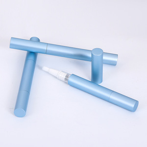 Envase de crema para ojos de 4 ml con bomba, antiarrugas, con cubierta exterior, para uso femenino. - Product Image 1