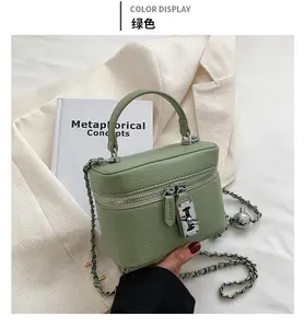 2024 Spring/Summer New Handheld Women's Bag Fashion One Shoulder Shoulder Shoulder Bag Personalized Lock Buckle Texture Handbag