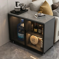 Meuble de salon mobile avec plateau en pierre, rangement amovible et portes vitrées - Table d'appoint tout-en-un pour petits appartements