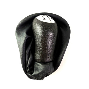 Renault Logan 2 <b>Gear</b> Shift <b>Knob</b> Cover Black Leather Classic Style Flat Type QZXN-J35 - Product Image 4