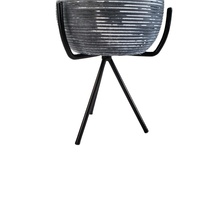 Support métallique moderne pour pot de fleurs de jardin, idéal pour l'extérieur et la présentation au sol à la maison - Grande Vente