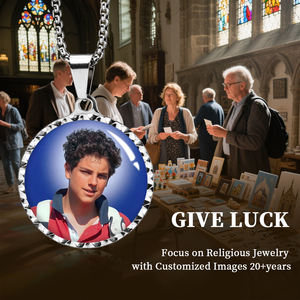 GIVELUCK Edelstahl 18K Vergoldete Gesegnete Medaille des Heiligen Carlo Acutis Halskette Schutzpatron für Kinder Internet-Jugend - Product Image 5