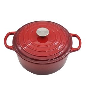 Olla <span class=keywords><strong>de</strong></span> Hierro Fundido Esmaltado Rojo <span class=keywords><strong>Escarlata</strong></span> Moderna, Cazuela Resistente a la Oxidación, Utensilio <span class=keywords><strong>de</strong></span> Cocina Duradero para Estofar y Cocinar a Fuego Lento - Product Image 2