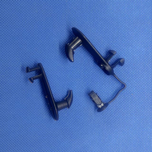 Clips de fixation de tapis de sol Toyota 08211-00720 en nylon, remplacement pour fixation de tapis de voiture, nouvelle base à rainures - Product Image 1