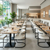 Ensemble de mobilier commercial Ron Group : Tabourets de bar, table carrée en bois, chaise rembourrée, banquette en cuir