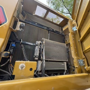 รถขุดไฮดรอลิกแบบตีนตะขาบ CAT 330GC มือสองจากญี่ปุ่น ประสิทธิภาพสูงและอเนกประสงค์ รุ่น CAT 320GC/323GC/325/326/329/330G - Product Image 6
