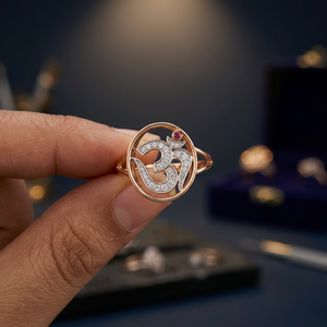 Bague de luxe avec symbole Om et diamant de laboratoire, accent rubis, or 14K 18K, bijoux spirituels personnalisés pour femme - Product Image 6