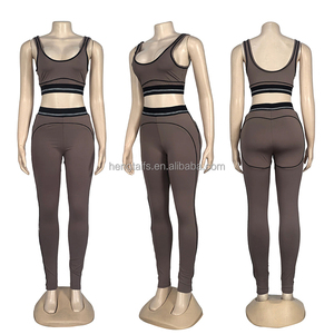 Conjunto Deportivo Sin Costuras de Cintura Alta y Levanta Glúteos, Traje de Yoga para Gimnasio, Sujetador Deportivo Transpirable de Secado Rápido y Leggings - Product Image 4
