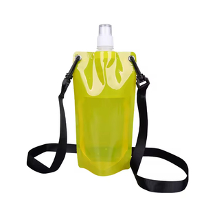 Bouteilles d'eau pliables avec mousqueton pour voyage, pochette à bec verseur durable sans BPA, pour sport, camping, nouveauté - Product Image 1