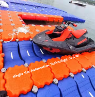 Grande quantité utilisée dans l'industrie projets communaux en plastique flottant plate-forme à chevalets pont ponton jet ski quai flottant à vendre