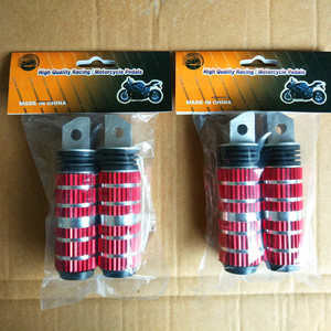 แป้นเหยียบรถจักรยานยนต์คุณภาพสูง อลูมิเนียมอัลลอย สีแดง เงิน ดำ สำหรับอัพเกรดสกู๊ตเตอร์ อะไหล่ตกแต่ง ผลิตในจีน - Product Image 1