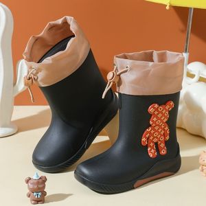 Adorables <span class=keywords><strong>Botas</strong></span> <span class=keywords><strong>de</strong></span> lluvia antideslizantes <span class=keywords><strong>para</strong></span> niños y niñas con plantilla impermeable <span class=keywords><strong>de</strong></span> PVC <span class=keywords><strong>de</strong></span> osos <span class=keywords><strong>de</strong></span> dibujos animados <span class=keywords><strong>para</strong></span> temporada al aire libre - Product Image 3