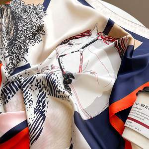 Retro gaya wanita besar 90*90cm persegi besar Satin sutra syal musim semi dan musim panas baru modis motif kuda syal panjang - Product Image 5