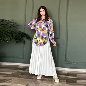 Conjunto Modesto para Mujer, <span class=keywords><strong>Blusa</strong></span> Larga Holgada con Botones <span class=keywords><strong>y</strong></span> Diseño <span class=keywords><strong>de</strong></span> Parches, <span class=keywords><strong>Falda</strong></span> Plisada Elegante <span class=keywords><strong>de</strong></span> Cintura Alta, Traje <span class=keywords><strong>de</strong></span> 2 Piezas - Product Image 3