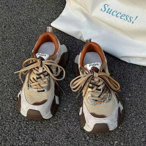 รองเท้าผ้าใบผู้หญิงสไตล์เรโทร สีสันตัดกัน พื้นหนา เพิ่มความสูง แฟชั่นทันสมัย ใส่ได้ทุกวัน สไตล์สตรีทลำลอง - Product Image 5