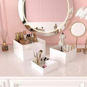 Meilleures ventes : Ensemble <span class=keywords><strong>de</strong></span> présentoirs <span class=keywords><strong>de</strong></span> table en acrylique pour buffet, comprenant des boîtes en acrylique blanc et des cubes noirs, servant <span class=keywords><strong>de</strong></span> boîtes <span class=keywords><strong>de</strong></span> rangement multifonctionnelles pour cosmétiques, figurines et fruits - Product Image 2