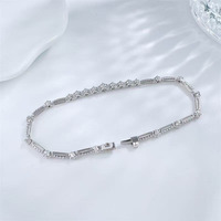 Bracelet élégant et polyvalent effet rivière de météores, serti de diamants de laboratoire en or blanc 18 carats, pour femme, vente en gros, délicat et idéal au quotidien