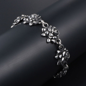 Pulsera vintage de acero de titanio con diseño de rosa para mujer, 20,5 cm, joyería para uso diario - Product Image 4