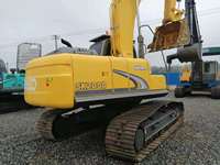 Excavatrice Kobelco SK200D d'occasion en bon état, idéale pour les chantiers, avec un moteur performant, fiable et efficace
