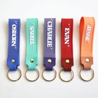 Porte-clés en PVC souple 3D personnalisé avec logo et nom, idéal pour les cadeaux promotionnels d'entreprise