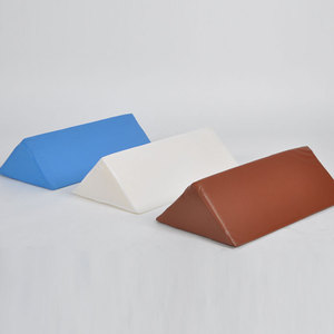 Almohadilla Triangular Médica de Esponja 50x20x20cm, Colchoneta de Posicionamiento Corporal para Ancianos, Cojín de Soporte Lumbar - Product Image 1