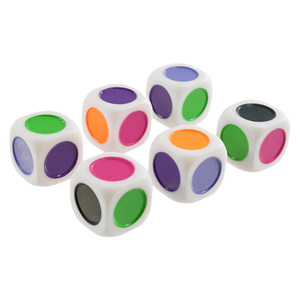 Jeu de société d'enseignement en classe 16mm pour enfants Jeu de société à six faces <span class=keywords><strong>avec</strong></span> points colorés Jeu de voyage pour maison de poupée en plastique - Product Image 4