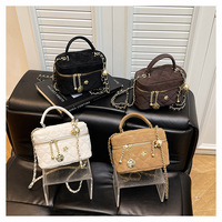 Sac à main élégant en forme de camélia, classique matelassé losanges, avec chaînes et pendentif fleur, sac à bandoulière de luxe, catalogue de sacs de mode pour femmes