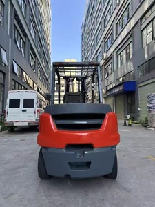 Chariot élévateur diesel d'occasion TCM KOMATSU MITSUBISHI, très populaire pour entrepôt, 2,5/3/5/7 tonnes, chariot élévateur d'origine, vente chaude - Product Image 6