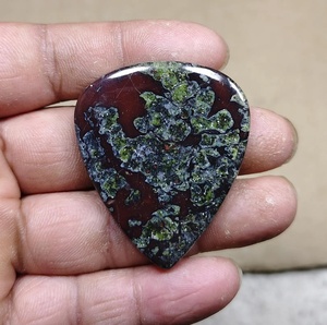 Piedra de Sangre de Dragón de Alta Calidad, Gema Suelta Tallada en Cabujón con Patrón Rojo y Verde para Decoración de Joyería - Product Image 3