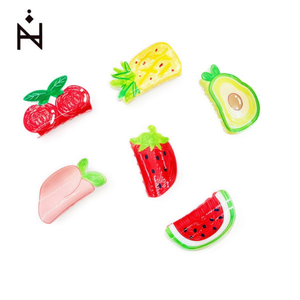 Barrettes à cheveux ZiX Fruit 8 cm en plastique, design cartoon pour femmes et filles - Product Image 4