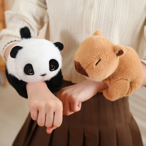 Regalos <span class=keywords><strong>de</strong></span> Navidad Juguete <span class=keywords><strong>de</strong></span> peluche personalizado Felpa Bosque Animal Mano Aplaudir Pulsera Pat Cinturón Slap Fox Panda Capybara Mapache Mono Pulsera - Product Image 5